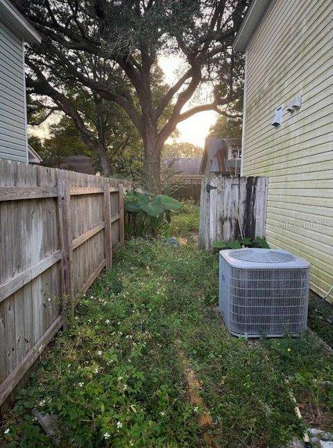 A home in PENSACOLA