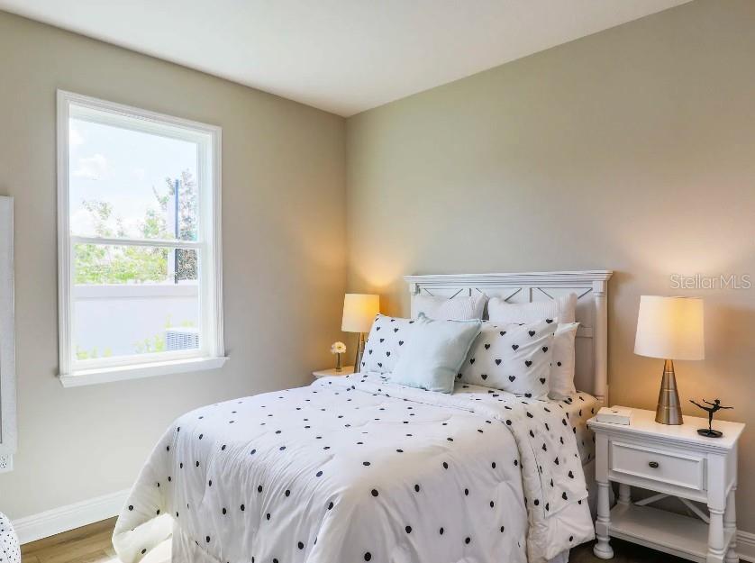 MOUNT PLYMOUTH GREEN - Residential