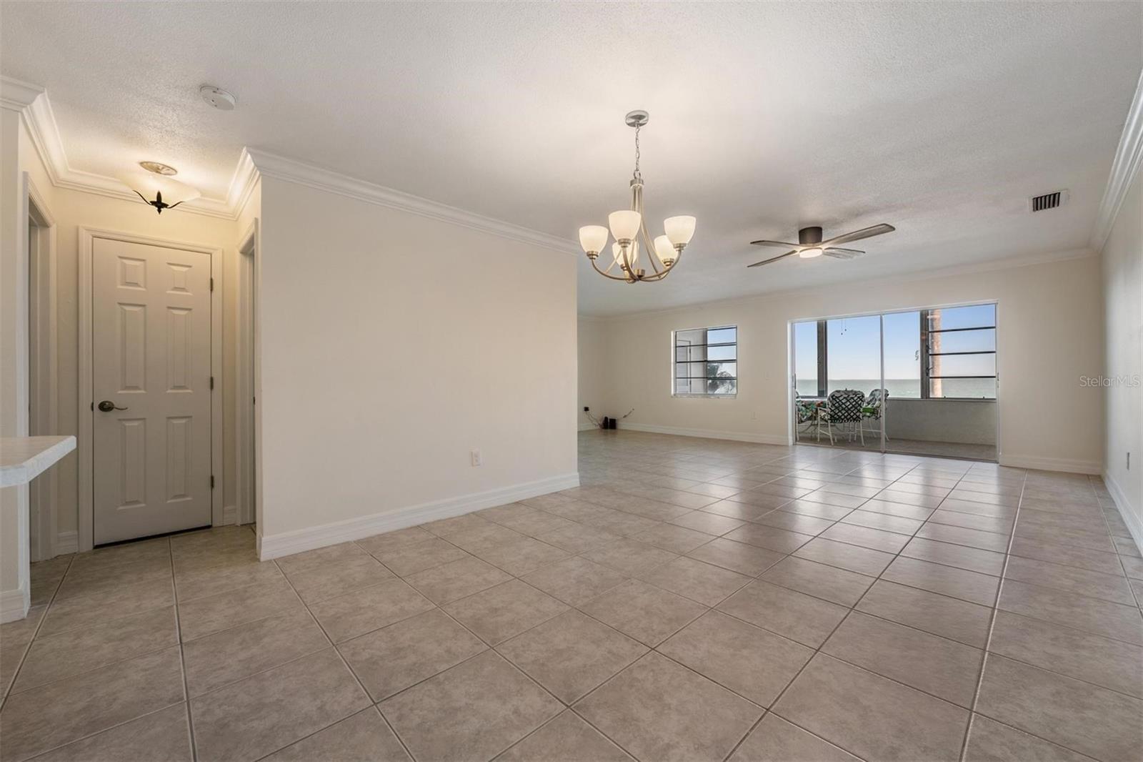 ROYAL STEWART ARMS - Residential