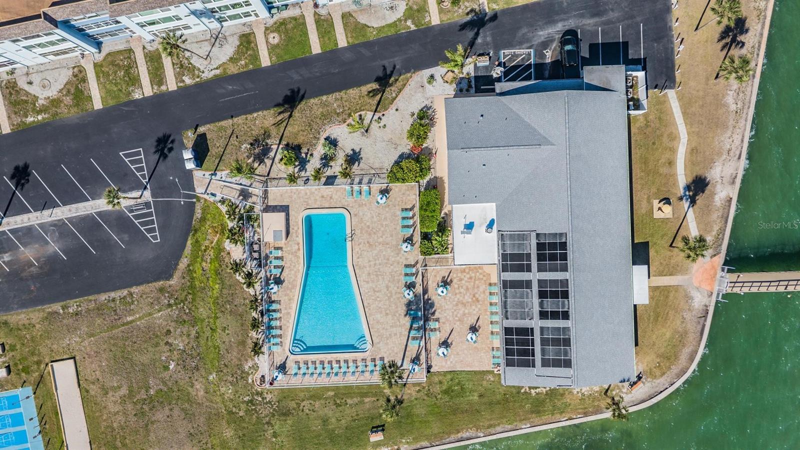 ROYAL STEWART ARMS - Residential