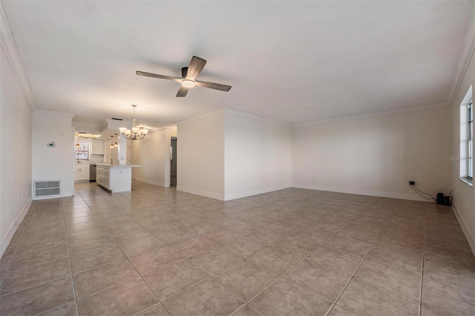 ROYAL STEWART ARMS - Residential