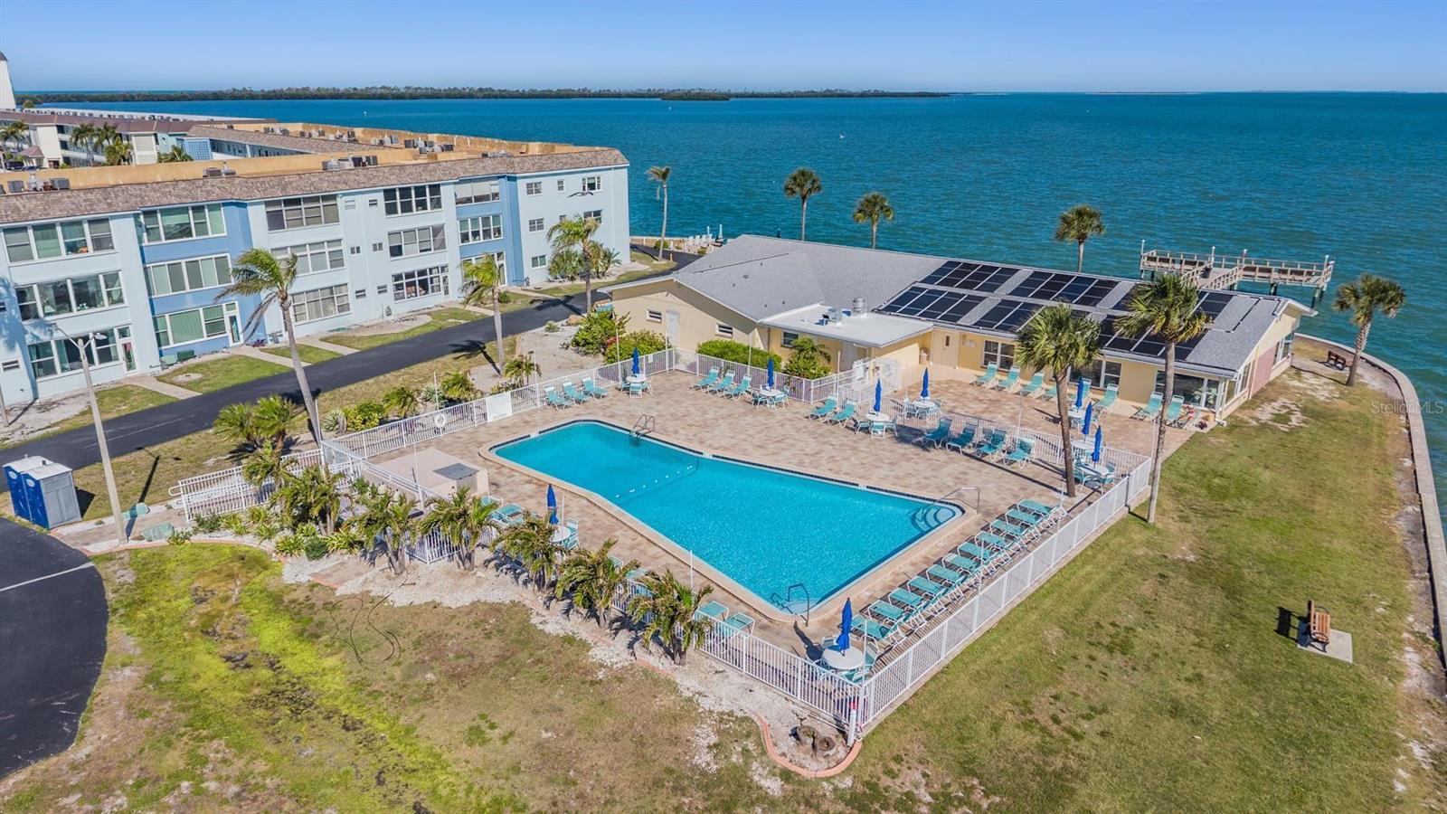 ROYAL STEWART ARMS - Residential