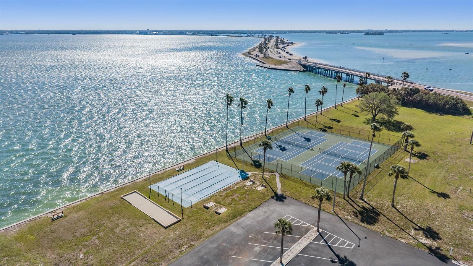 ROYAL STEWART ARMS - Residential