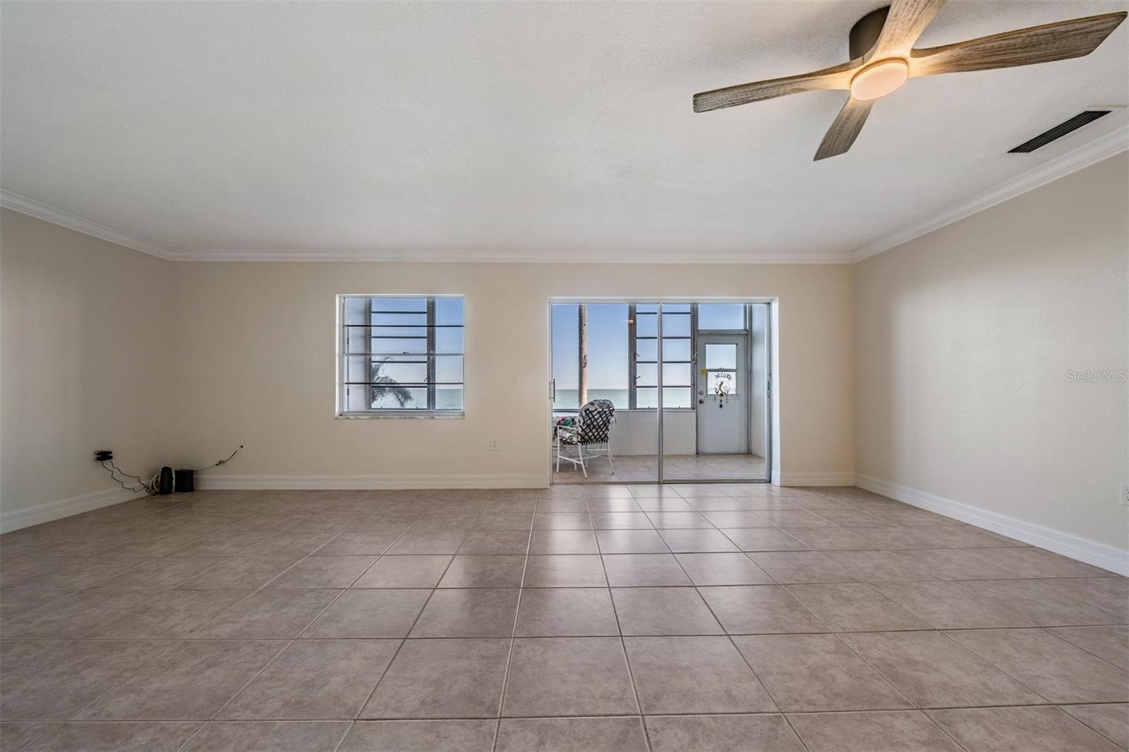 ROYAL STEWART ARMS - Residential