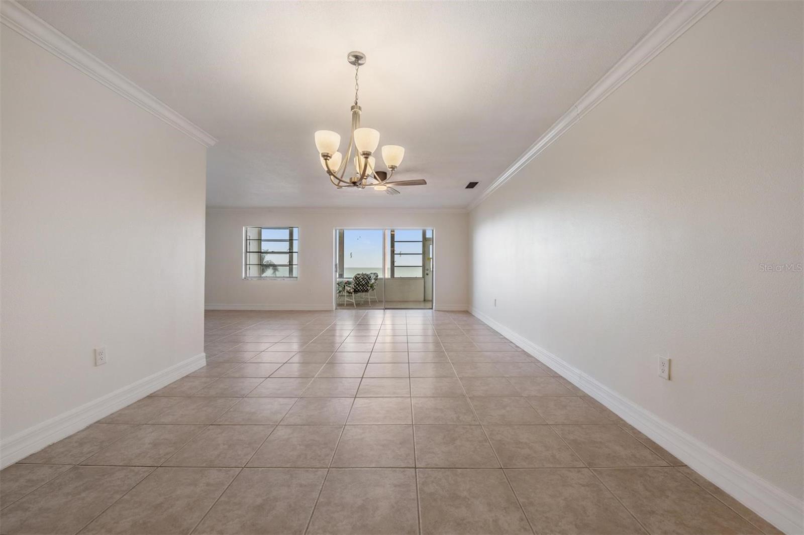 ROYAL STEWART ARMS - Residential