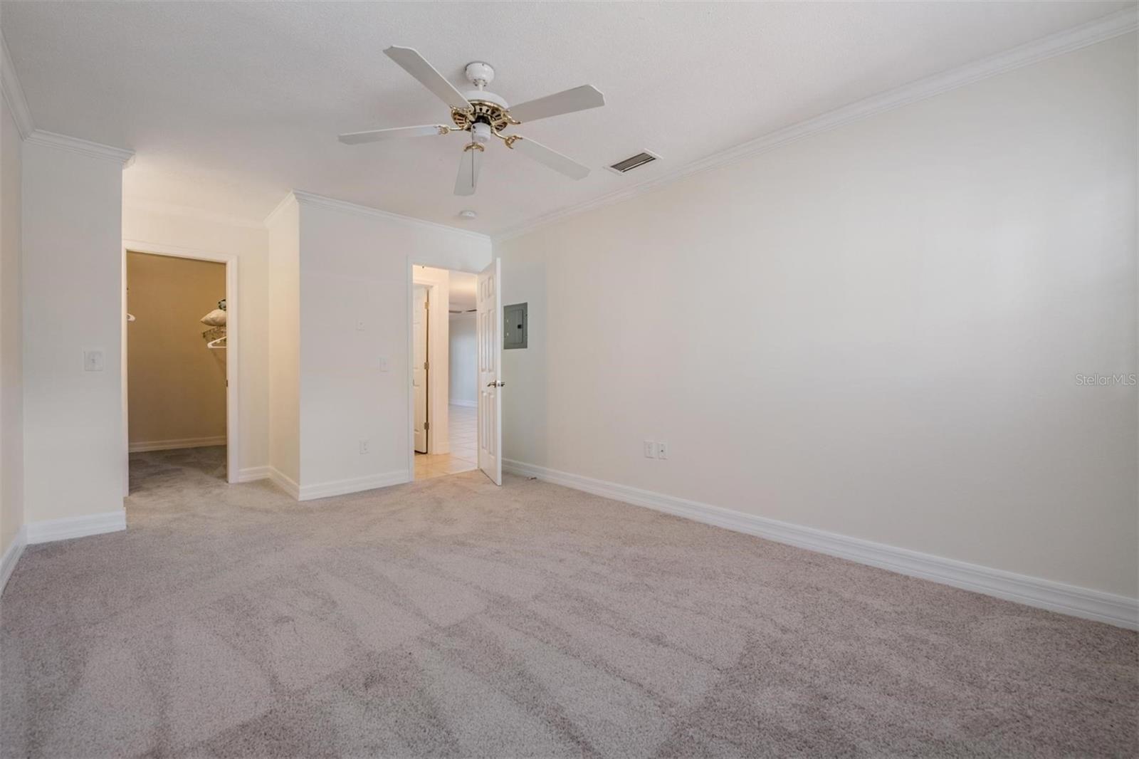 ROYAL STEWART ARMS - Residential