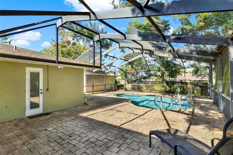 A home in LAKE ALFRED