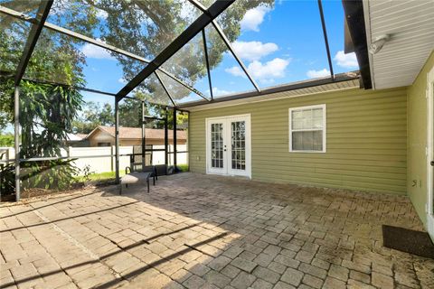 A home in LAKE ALFRED