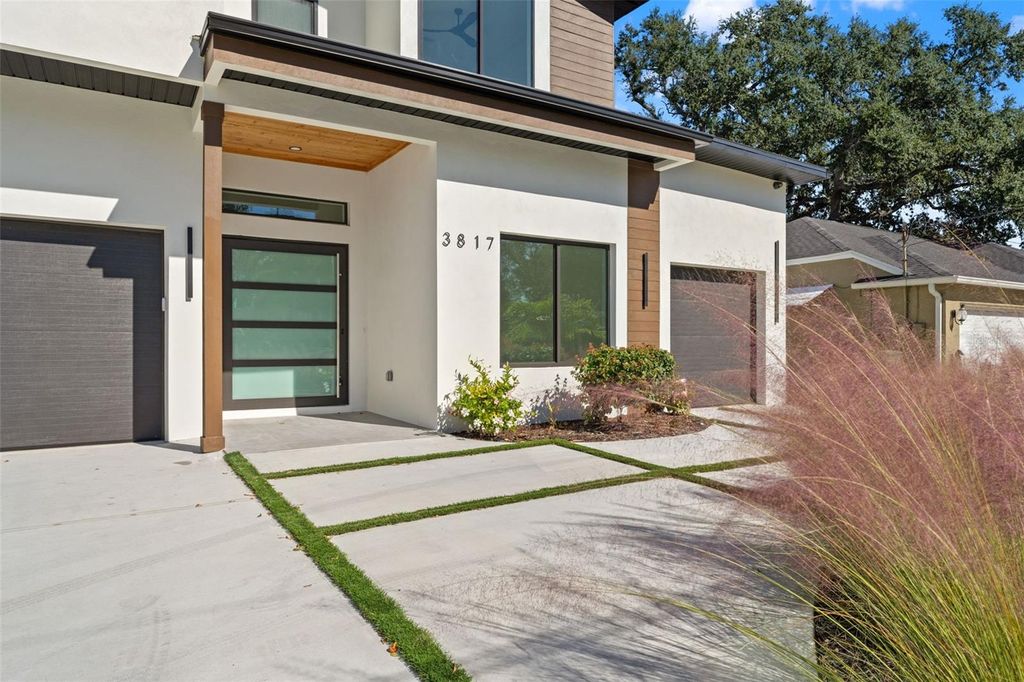 Photo of 3817 W San Nicholas Street, Tampa, FL 33629 (MLS # TB8447457)