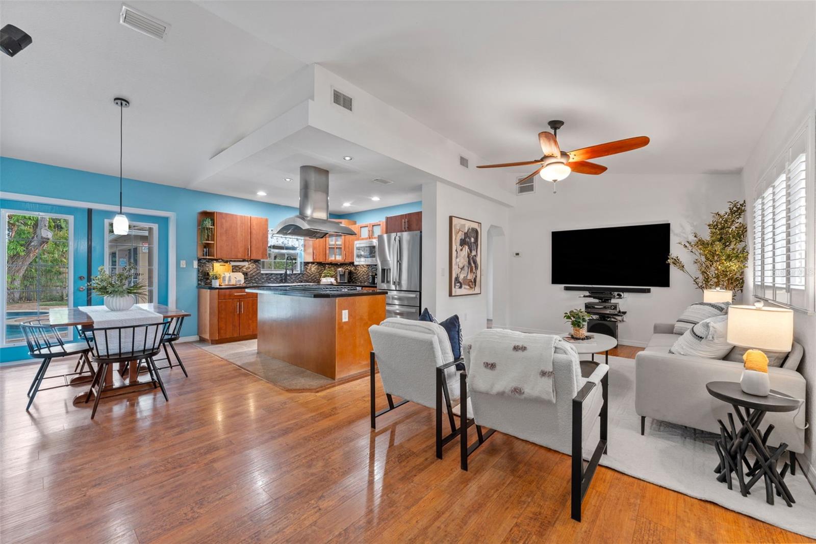 1441 SANTA ANNA DRIVE