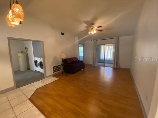 1045 AMBER CIRCLE