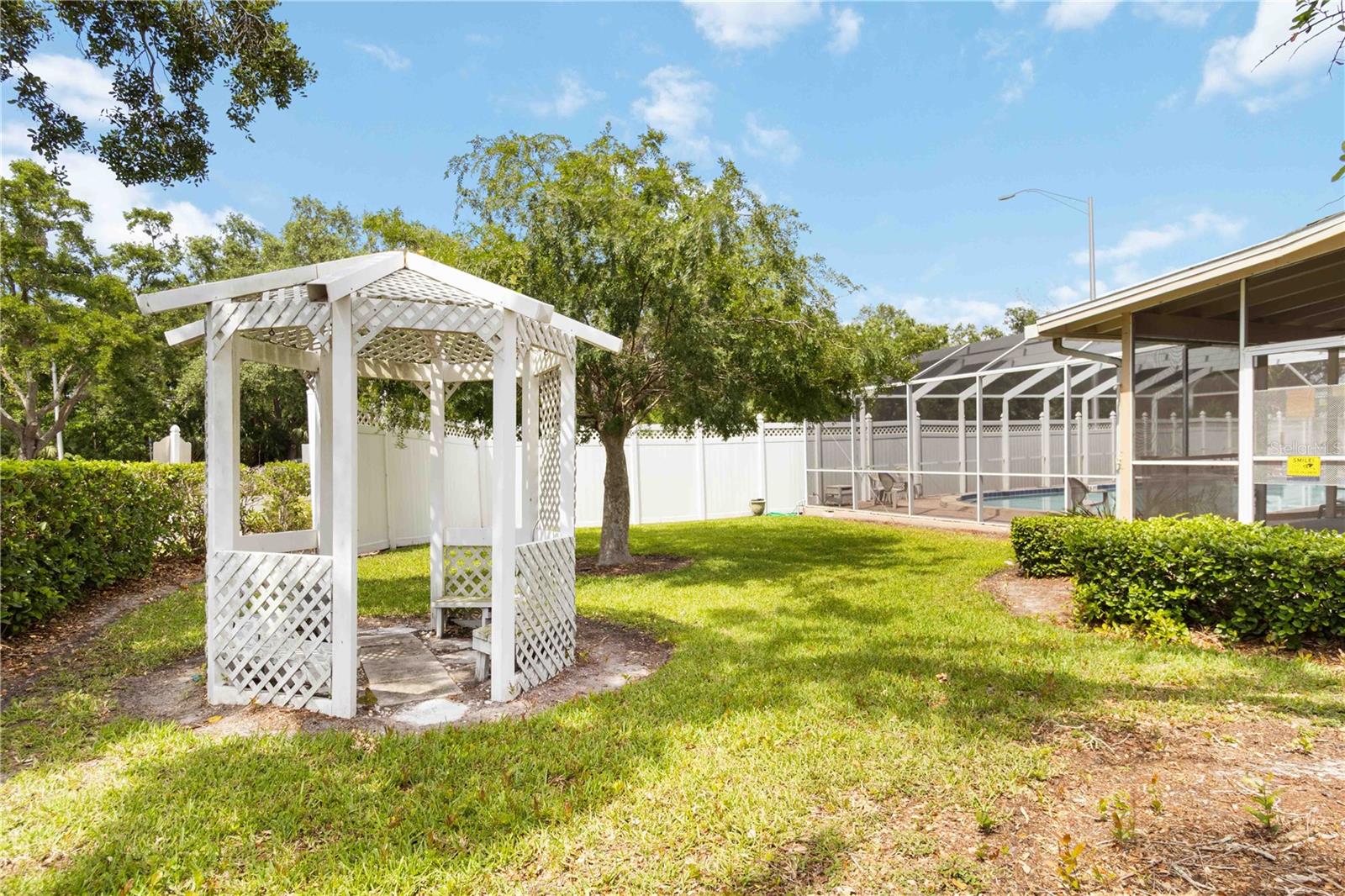 DESOTO PLACE - Residential