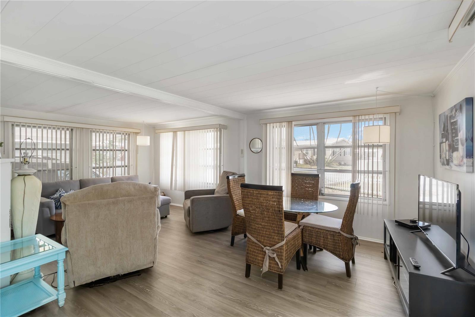 1100 UNIVERSITY PARKWAY #58