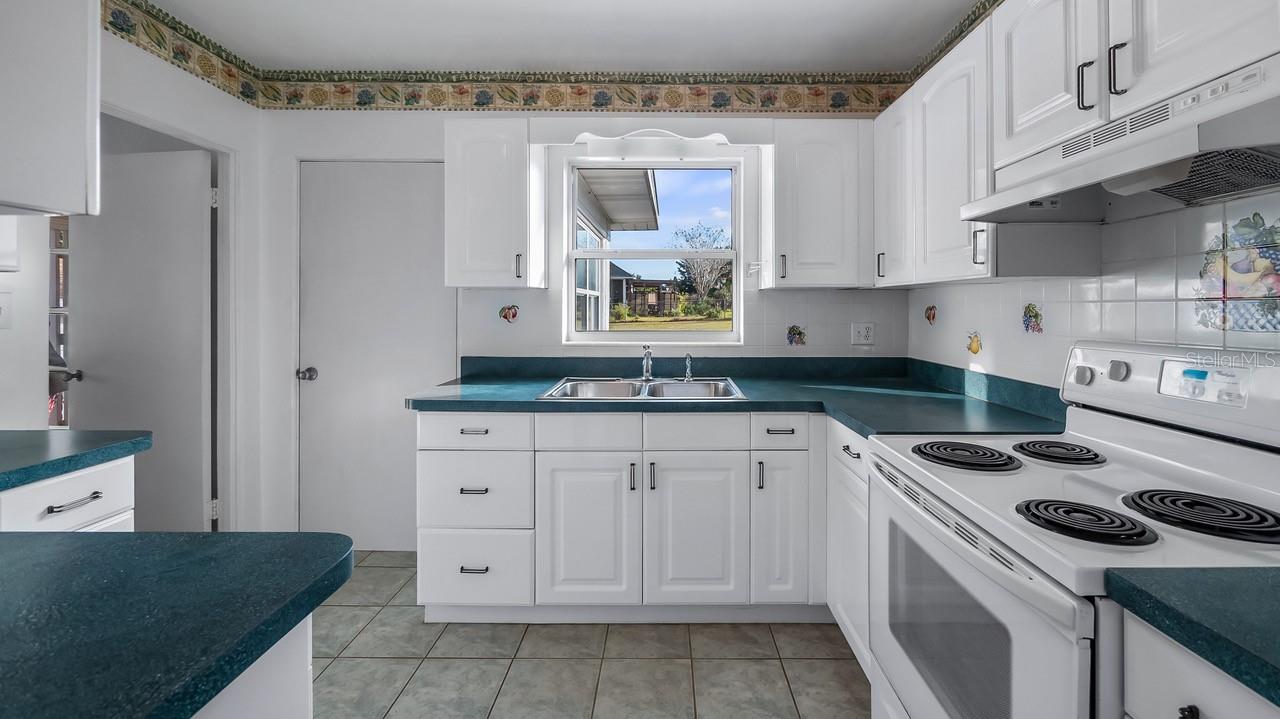 HOWEY EMERY HEIGHTS - Residential