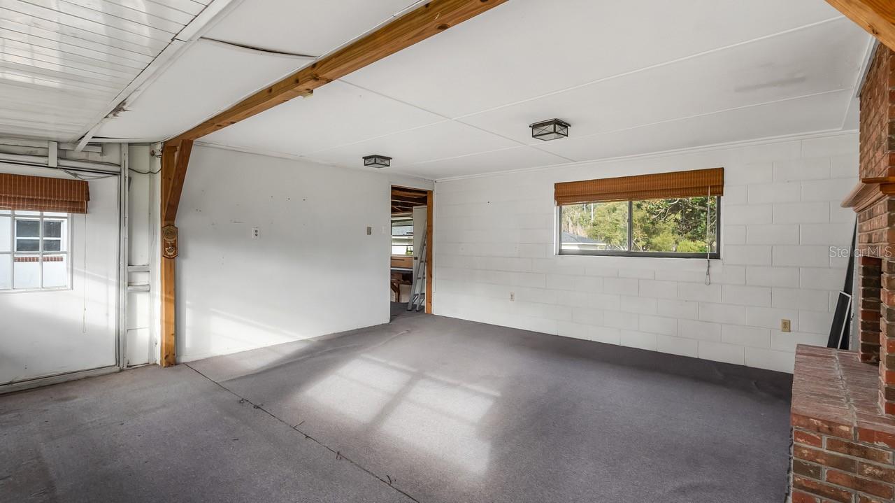 HOWEY EMERY HEIGHTS - Residential