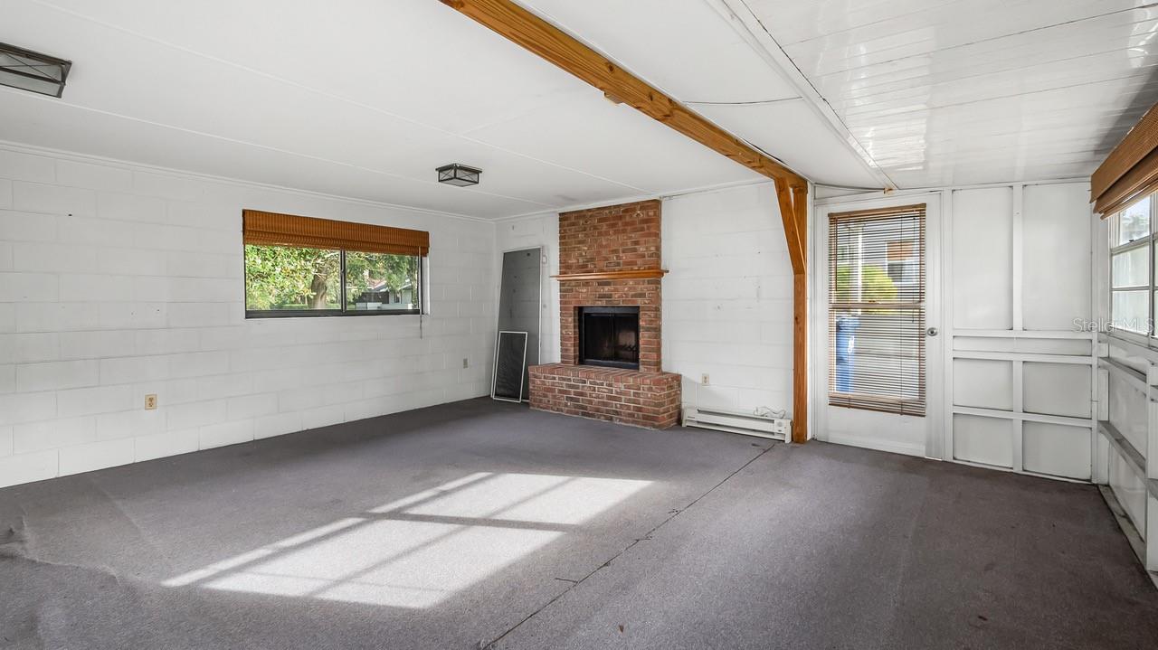 HOWEY EMERY HEIGHTS - Residential