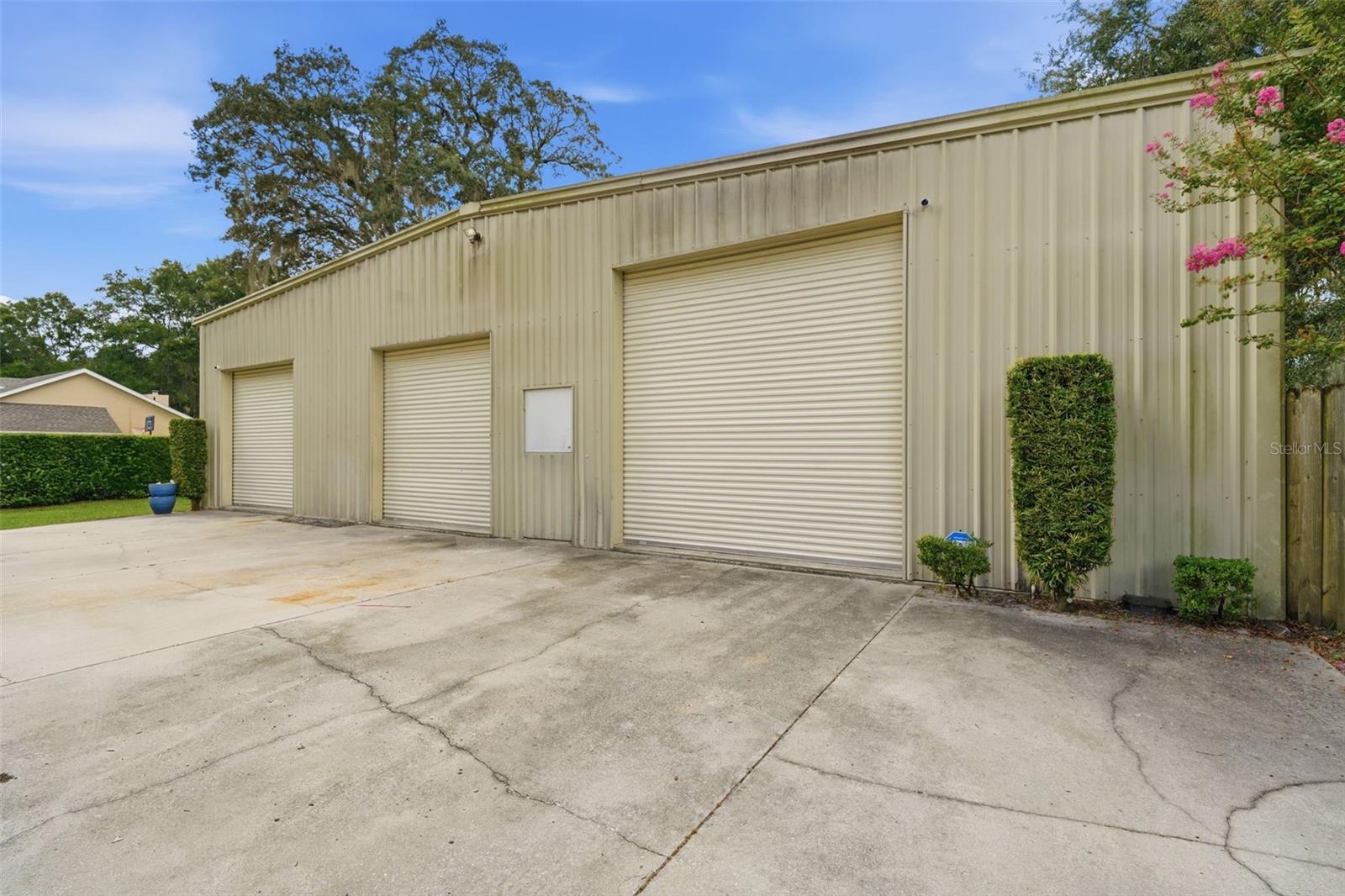 1530 W BERESFORD ROAD