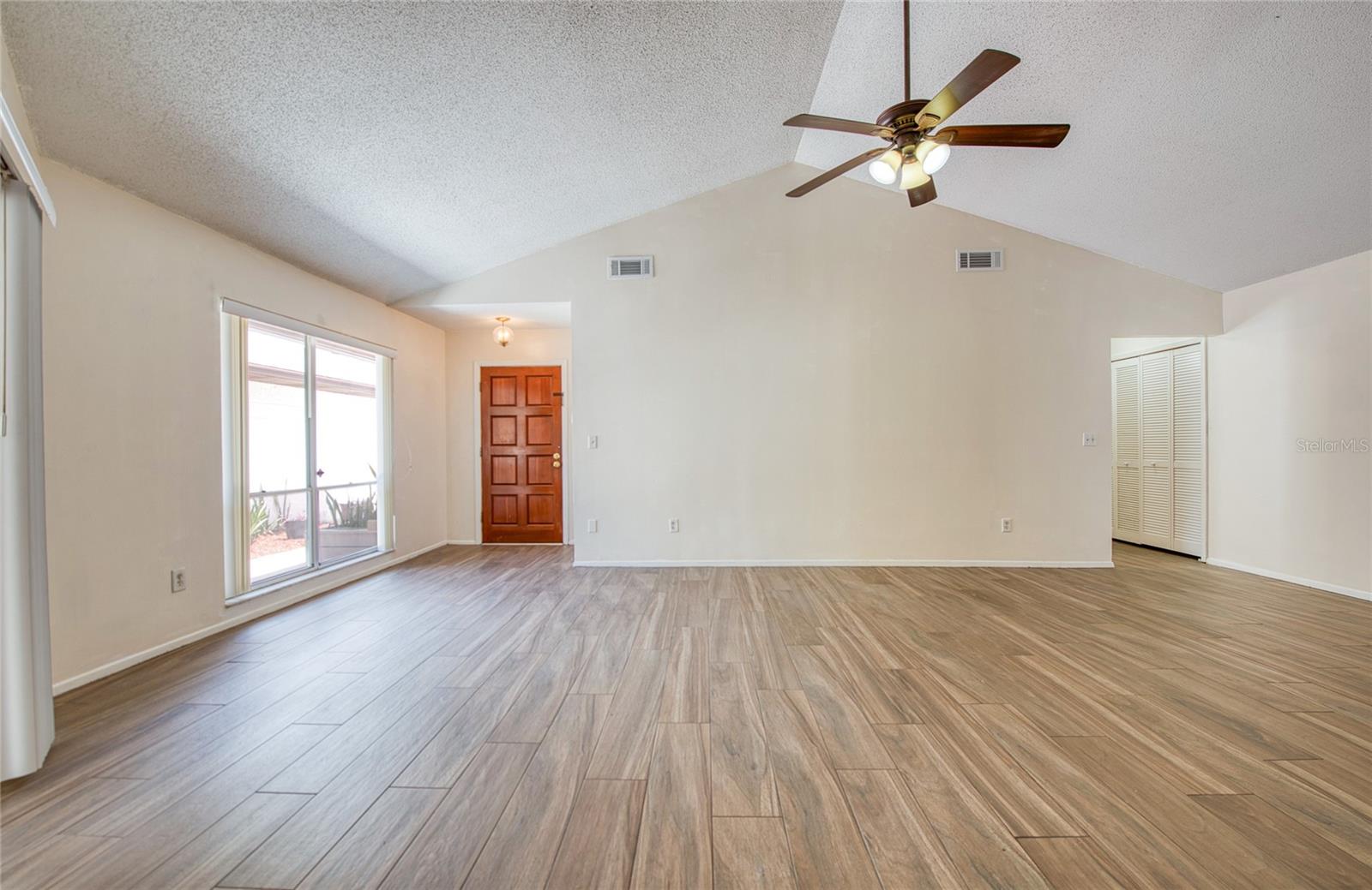 BAYPORT WEST PH I - Residential