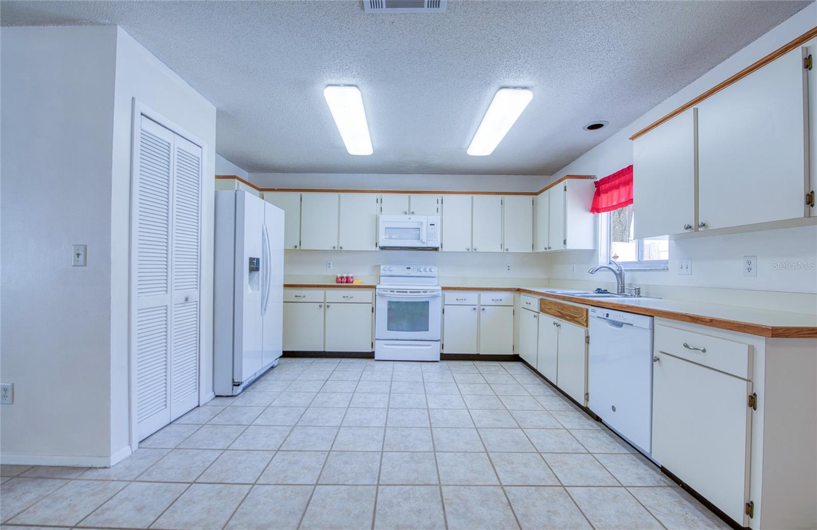 BAYPORT WEST PH I - Residential