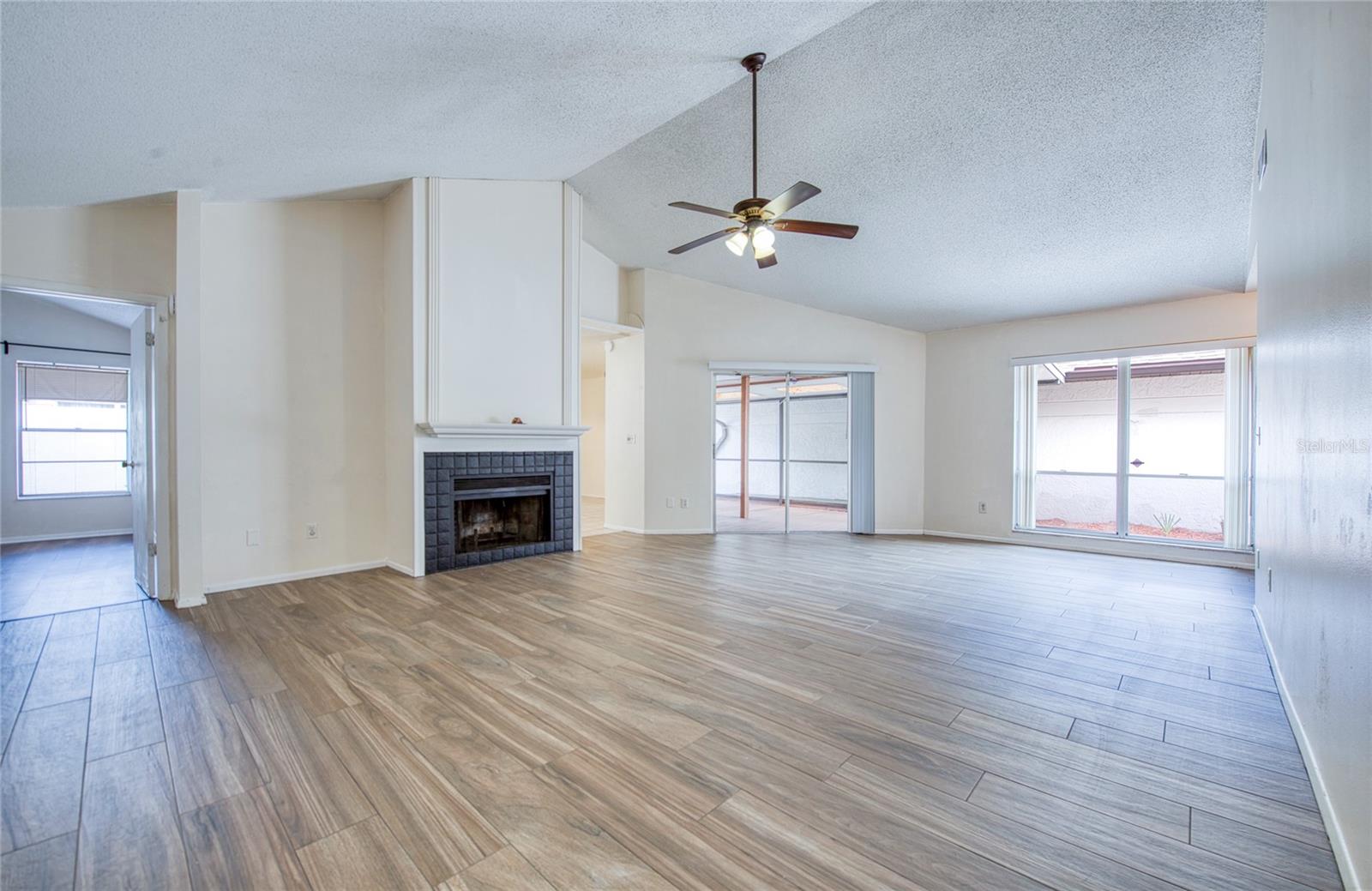 BAYPORT WEST PH I - Residential