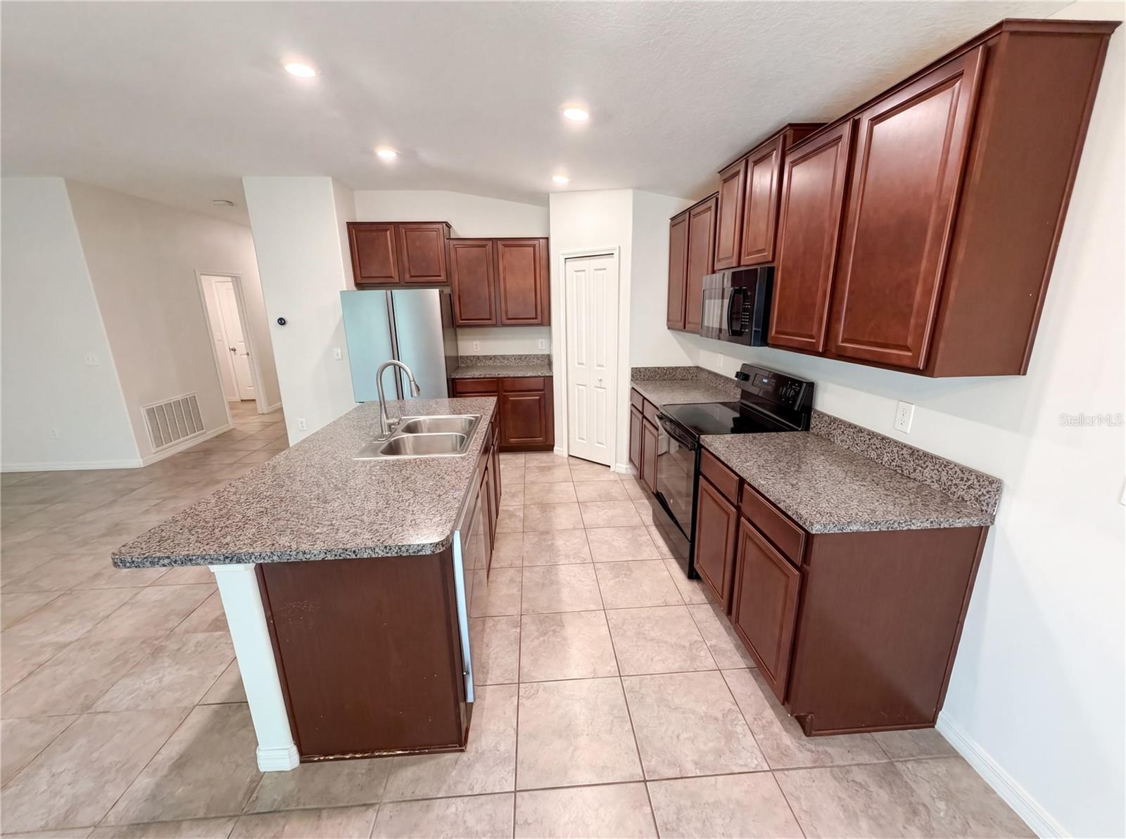 12707 LEMON PEPPER DRIVE