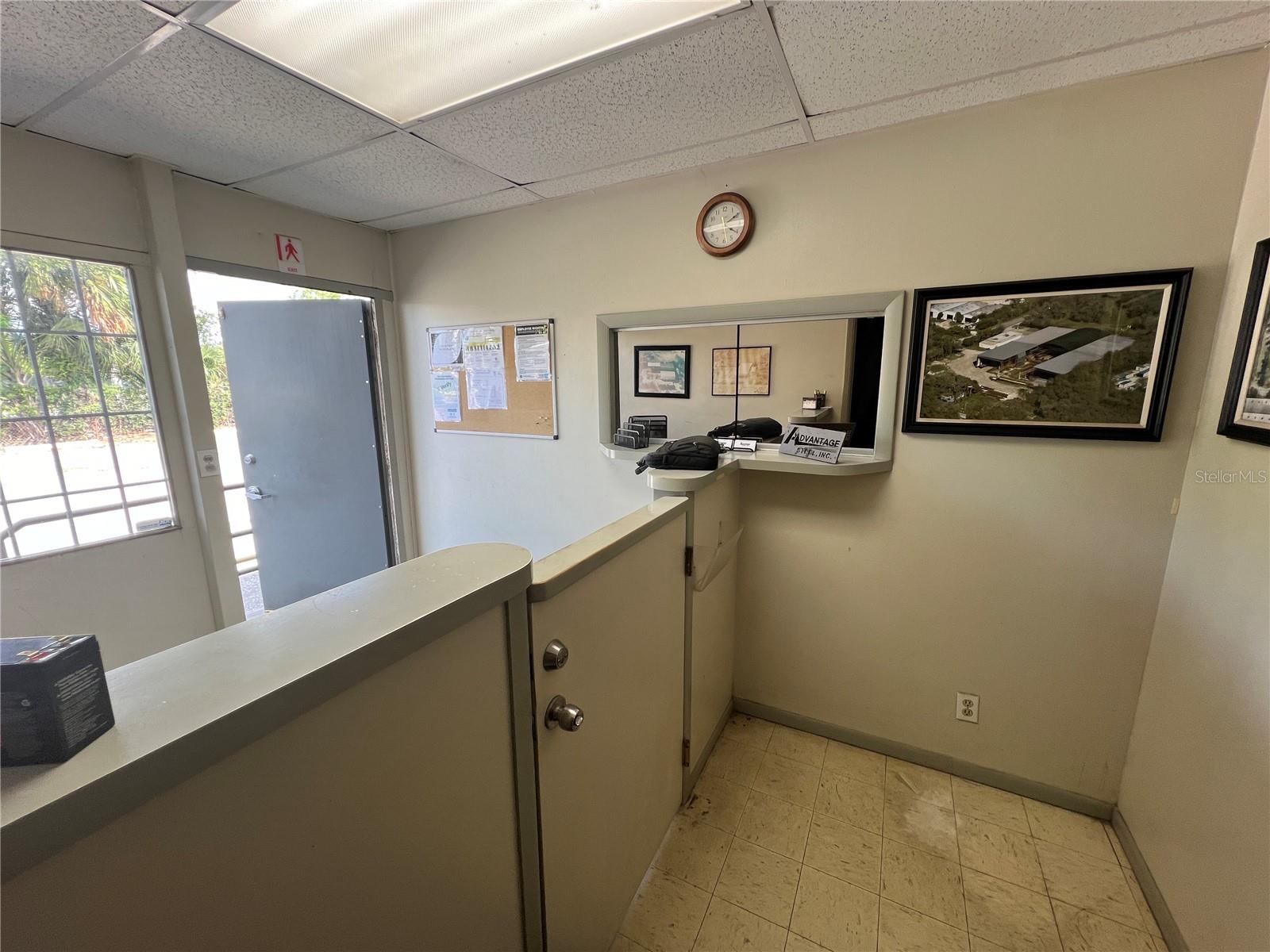 SOUTH TAMPA SUB - Commercial Sale