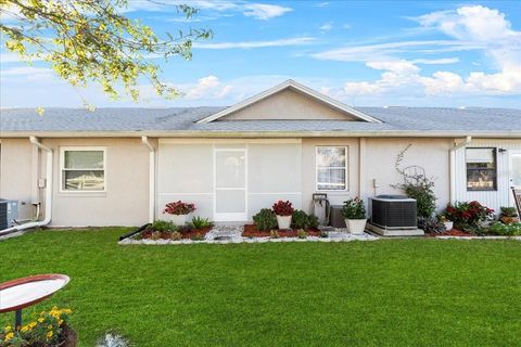 A home in LAKELAND