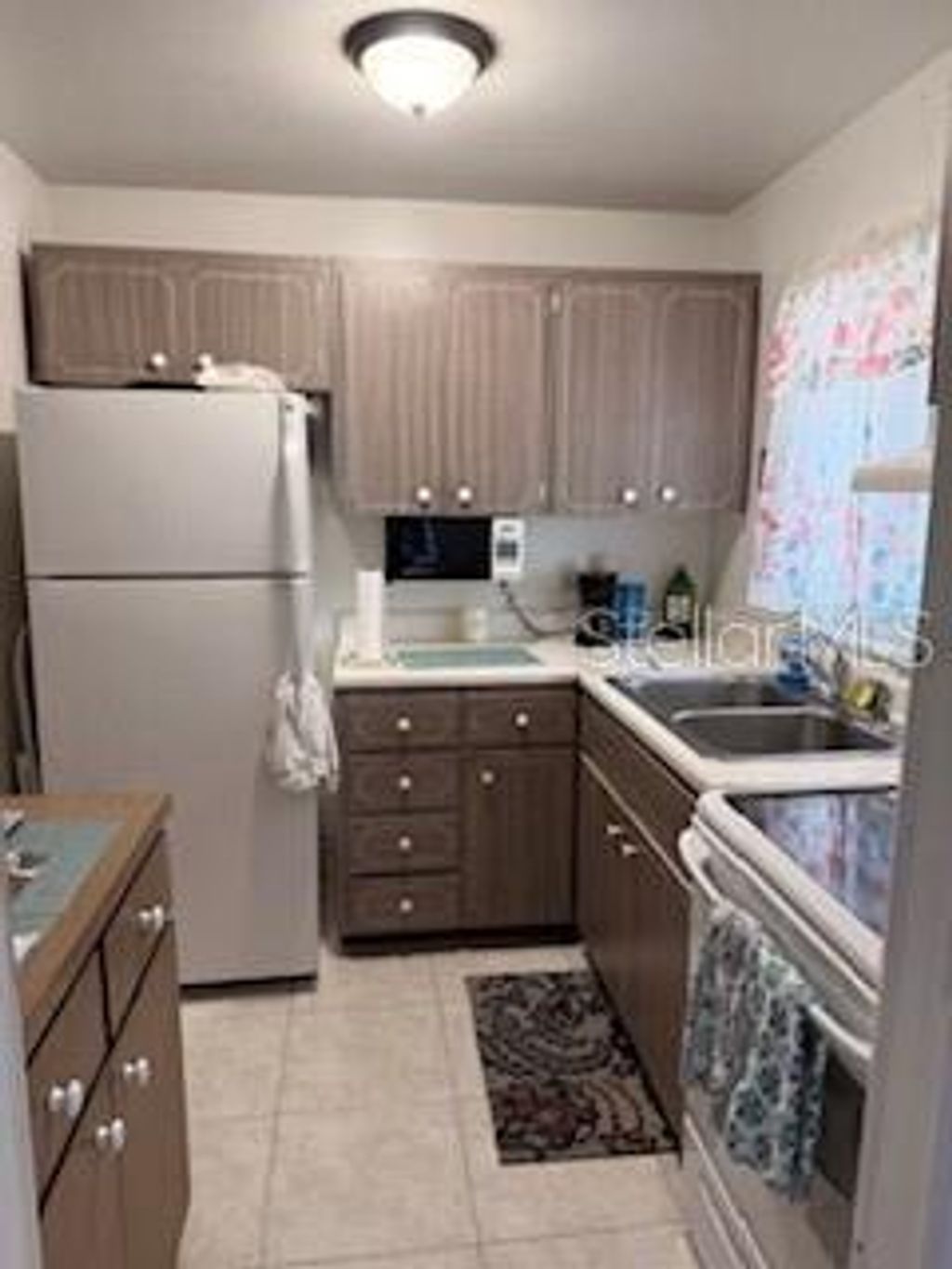 Photo of 5906 17th Street W #C35, Bradenton, FL 34207 (MLS # C7516188)