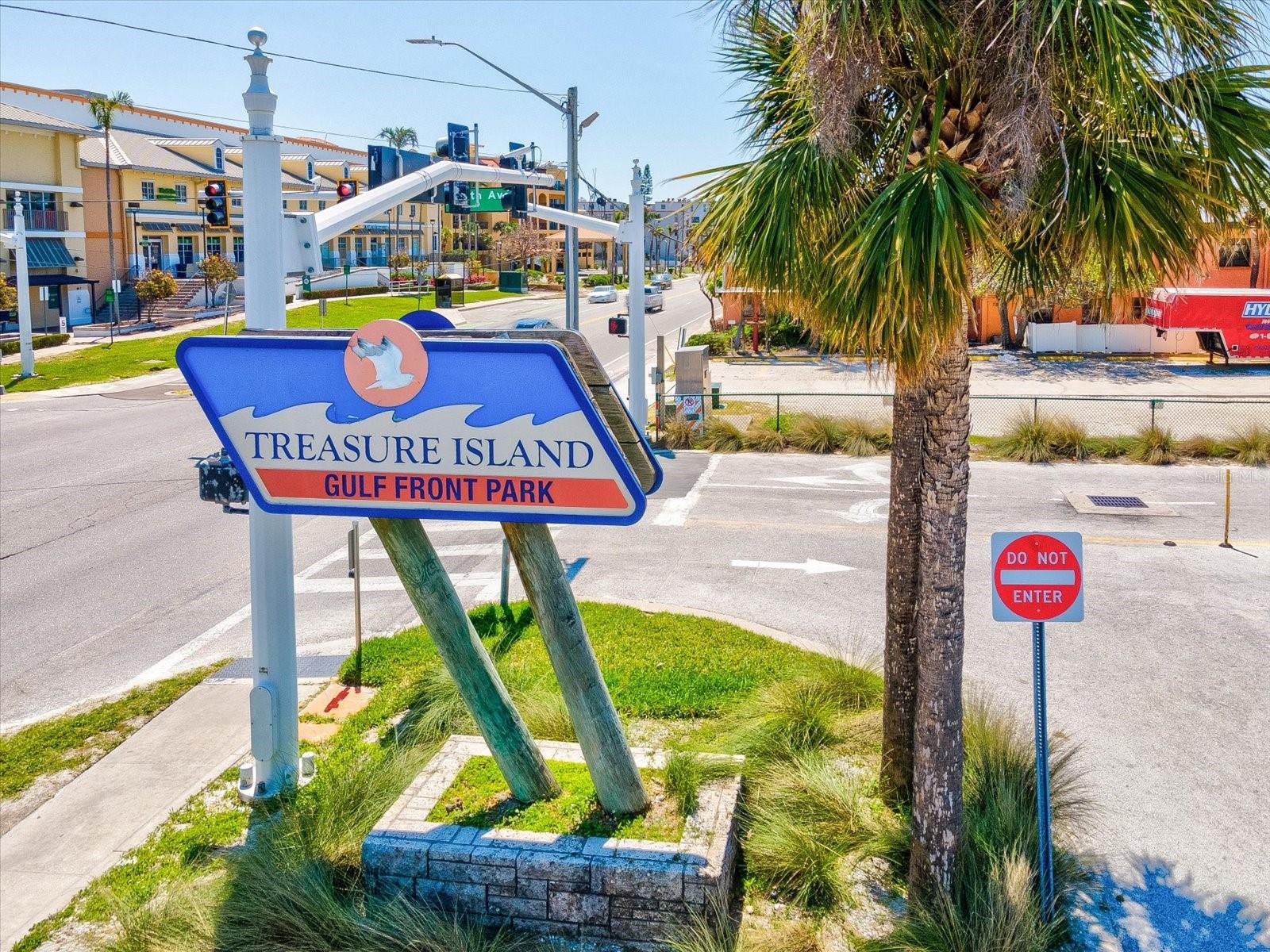 CAPRI ISLE - Residential