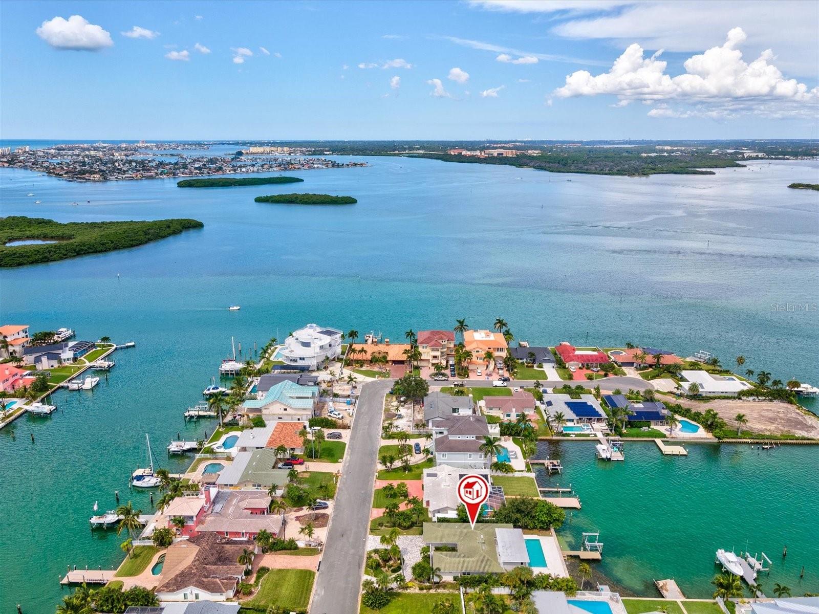 CAPRI ISLE - Residential