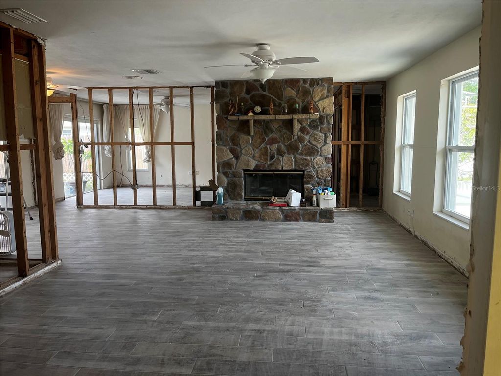 Photo of 1714 Delaware Avenue NE, St Petersburg, FL 33703 (MLS # A4659458)