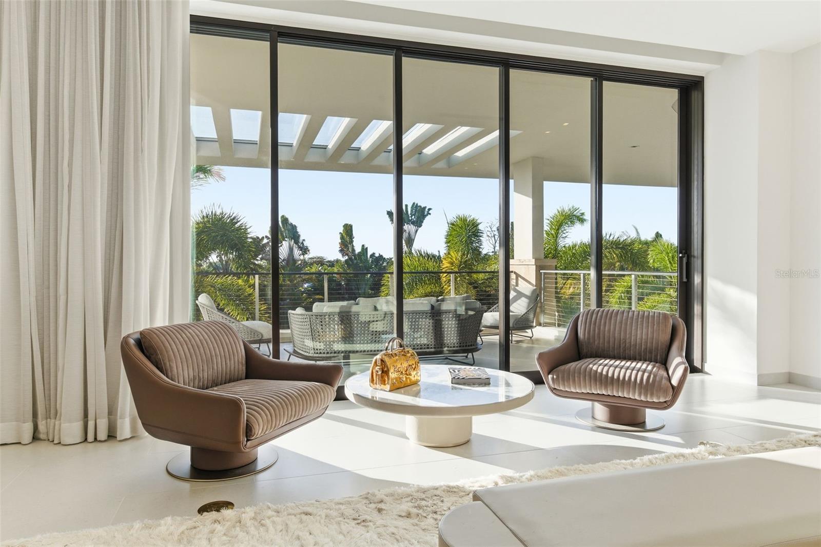 DORADO BEACH EAST - Residential