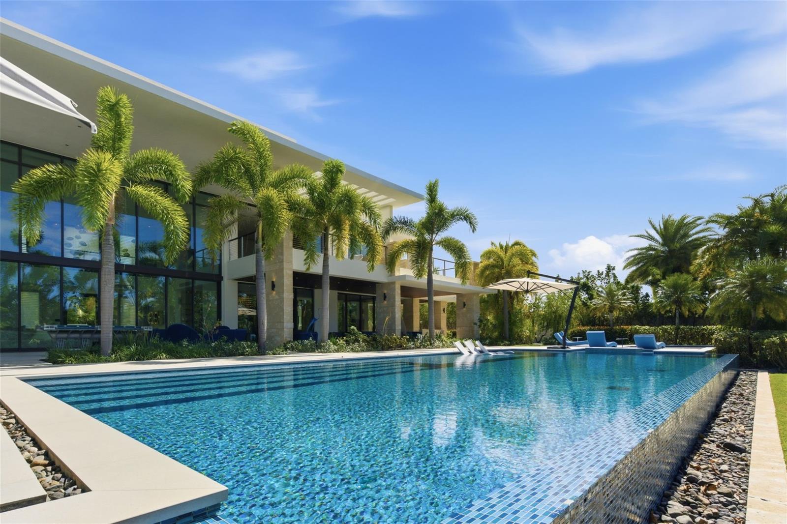 DORADO BEACH EAST - Residential