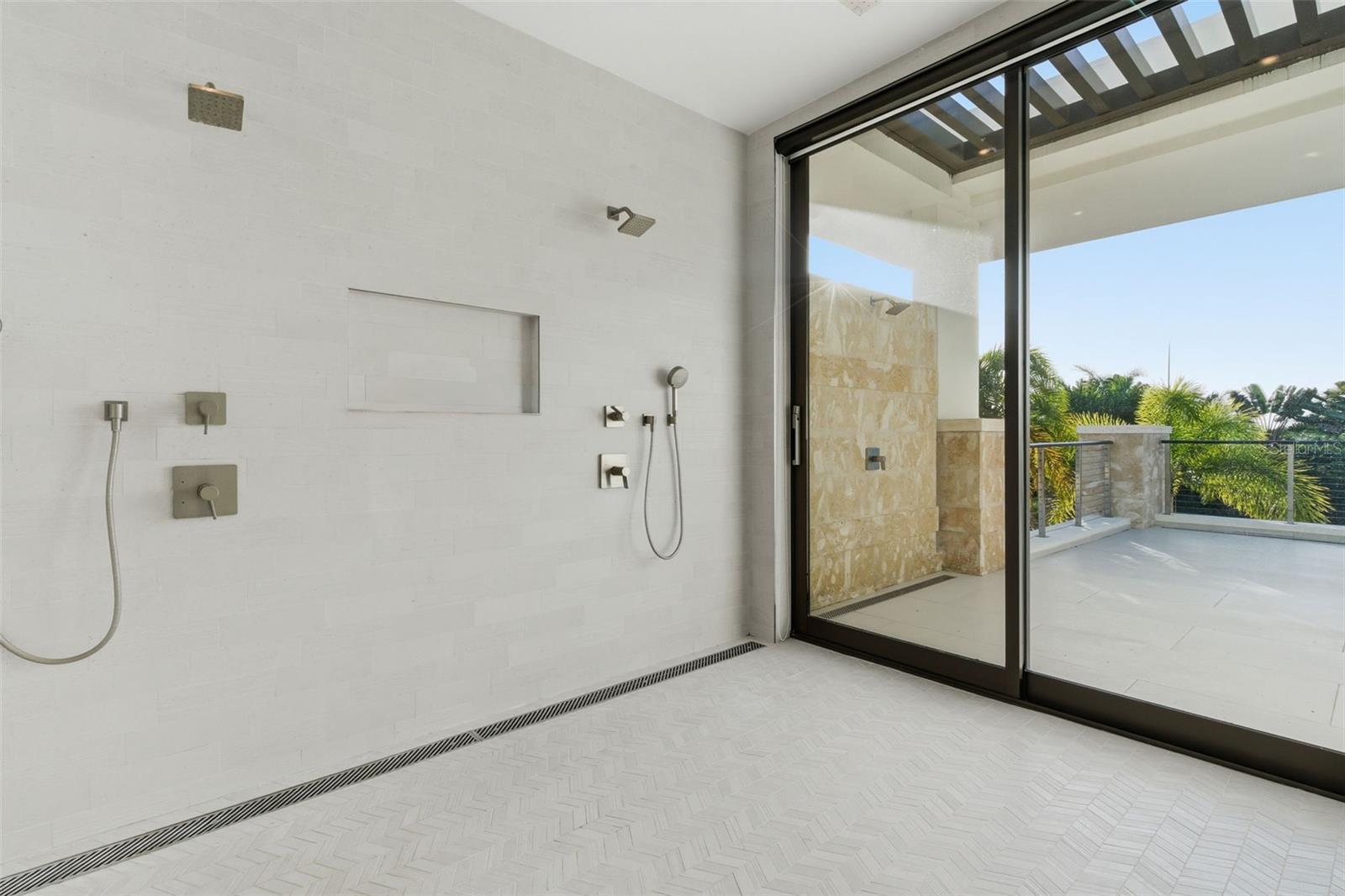 DORADO BEACH EAST - Residential