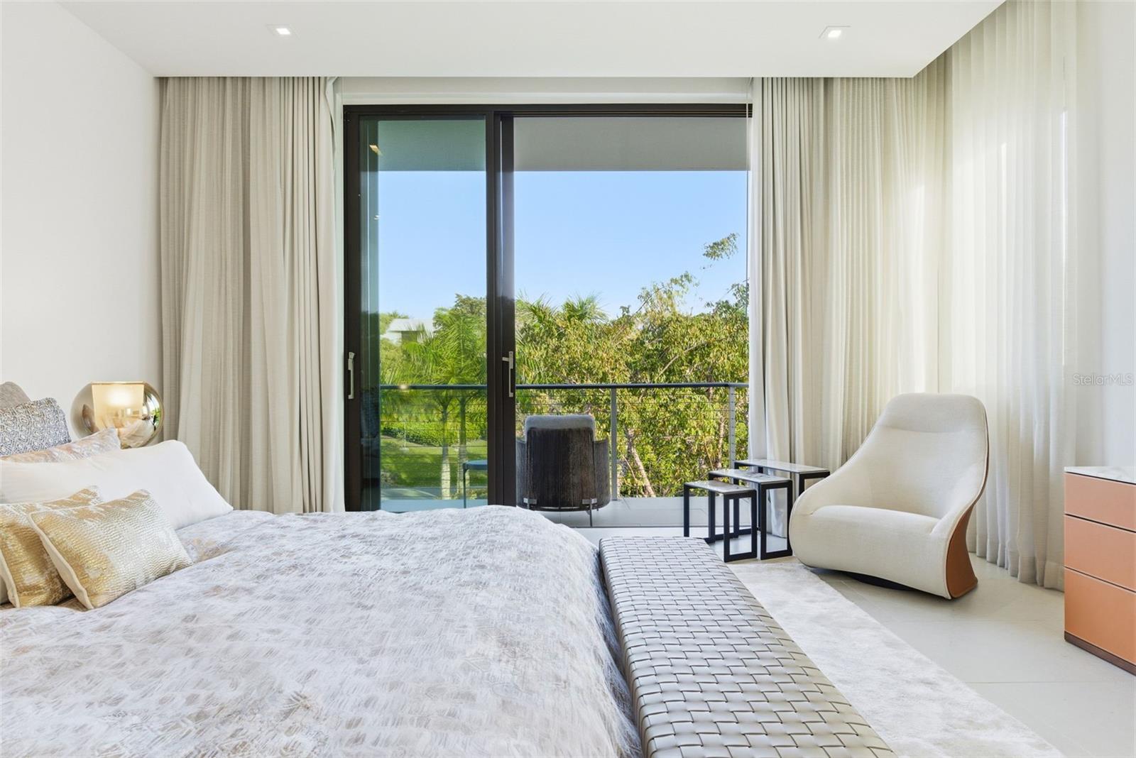 DORADO BEACH EAST - Residential