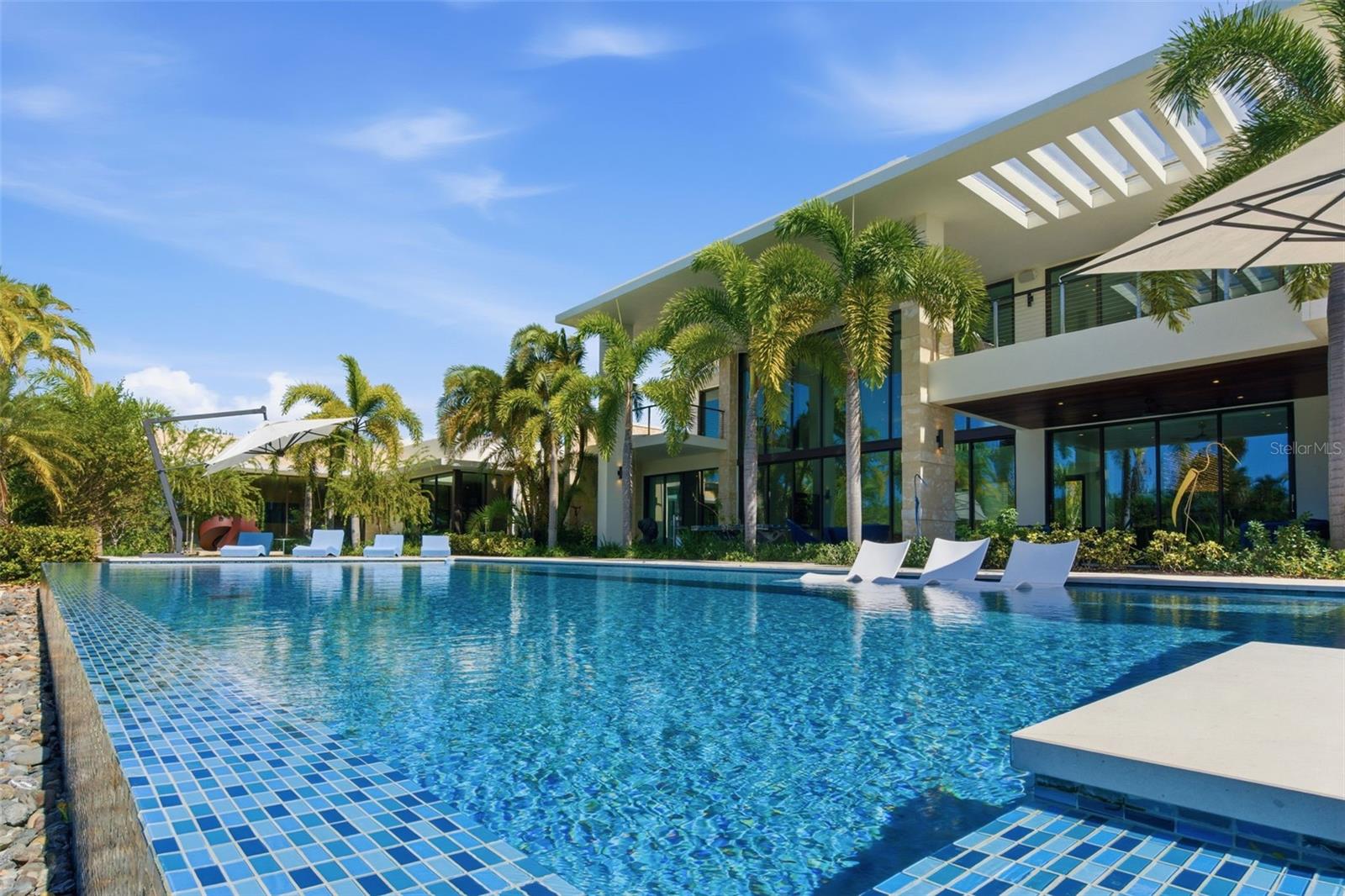 DORADO BEACH EAST - Residential