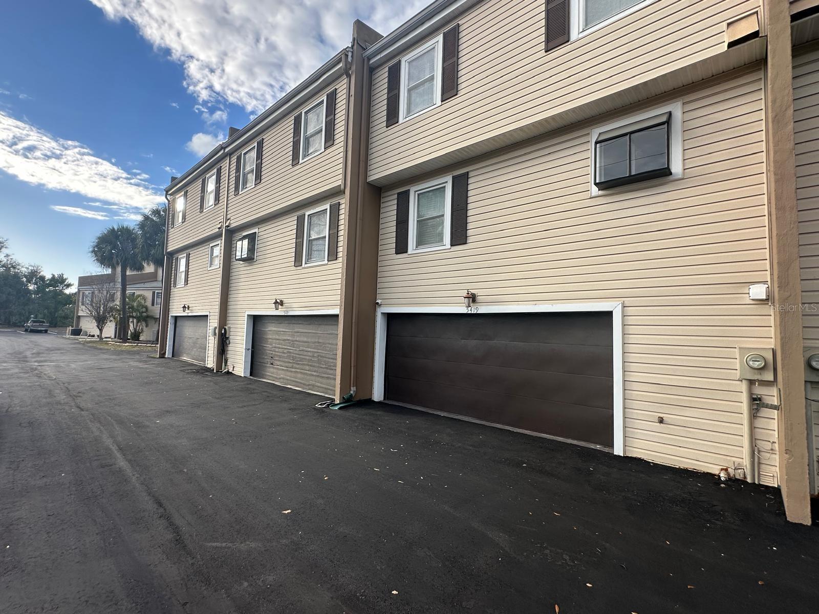 SWEETWATER TWNHM CONDO PH3 - Residential