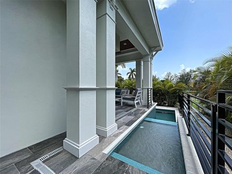 A home in LONGBOAT KEY