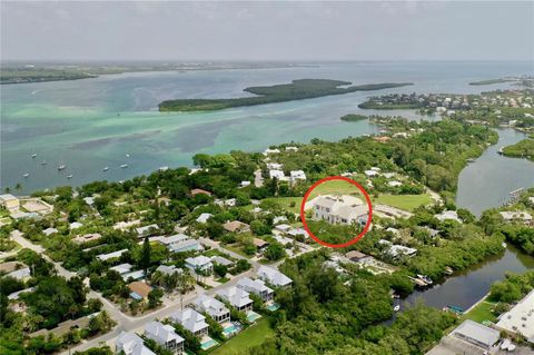 A home in LONGBOAT KEY