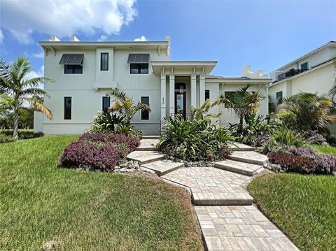 A home in LONGBOAT KEY