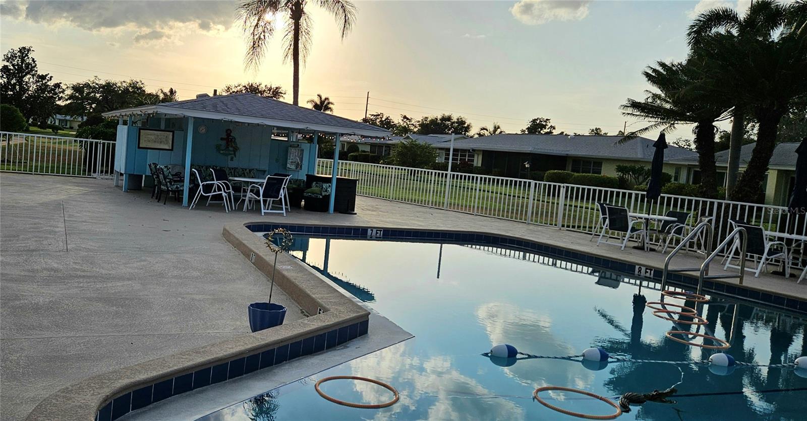 VILLAGE GREEN OF BRADENTON SEC 4 - Residential