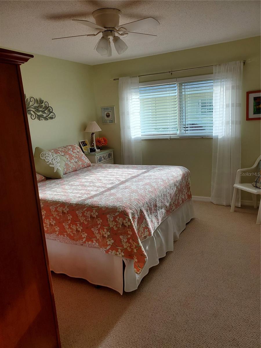 VILLAGE GREEN OF BRADENTON SEC 4 - Residential