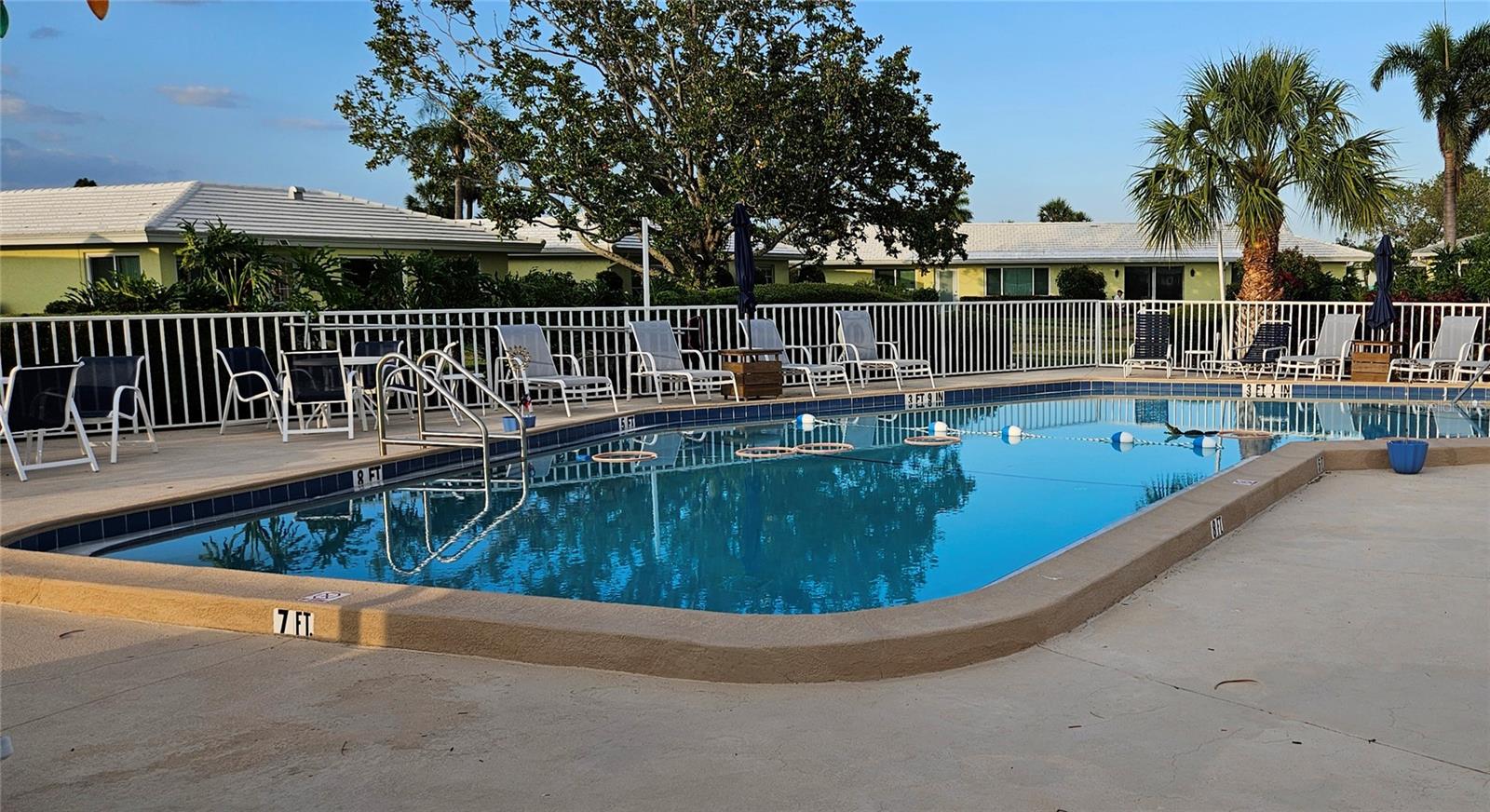 VILLAGE GREEN OF BRADENTON SEC 4 - Residential