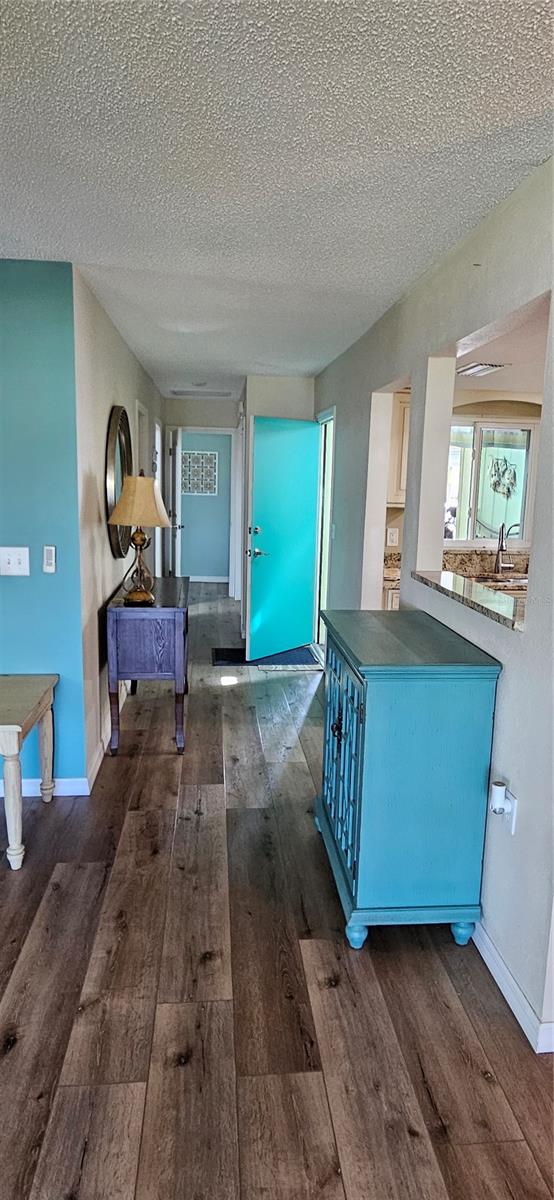 VILLAGE GREEN OF BRADENTON SEC 4 - Residential