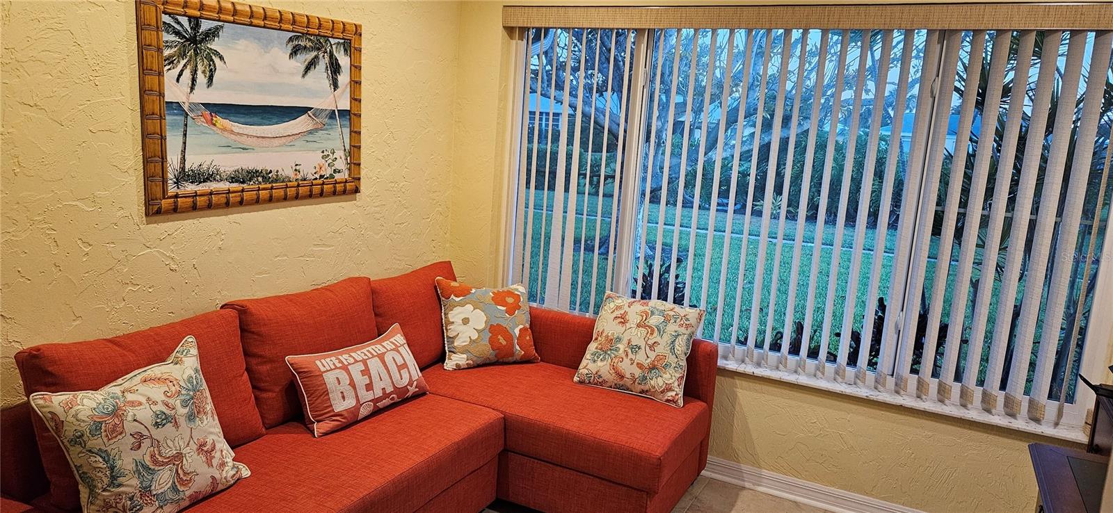 VILLAGE GREEN OF BRADENTON SEC 4 - Residential