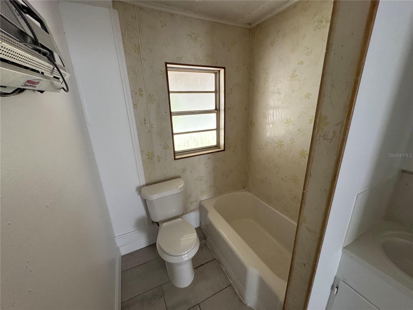 HIGHLAND PARK ADD TO BRKSVL - Residential