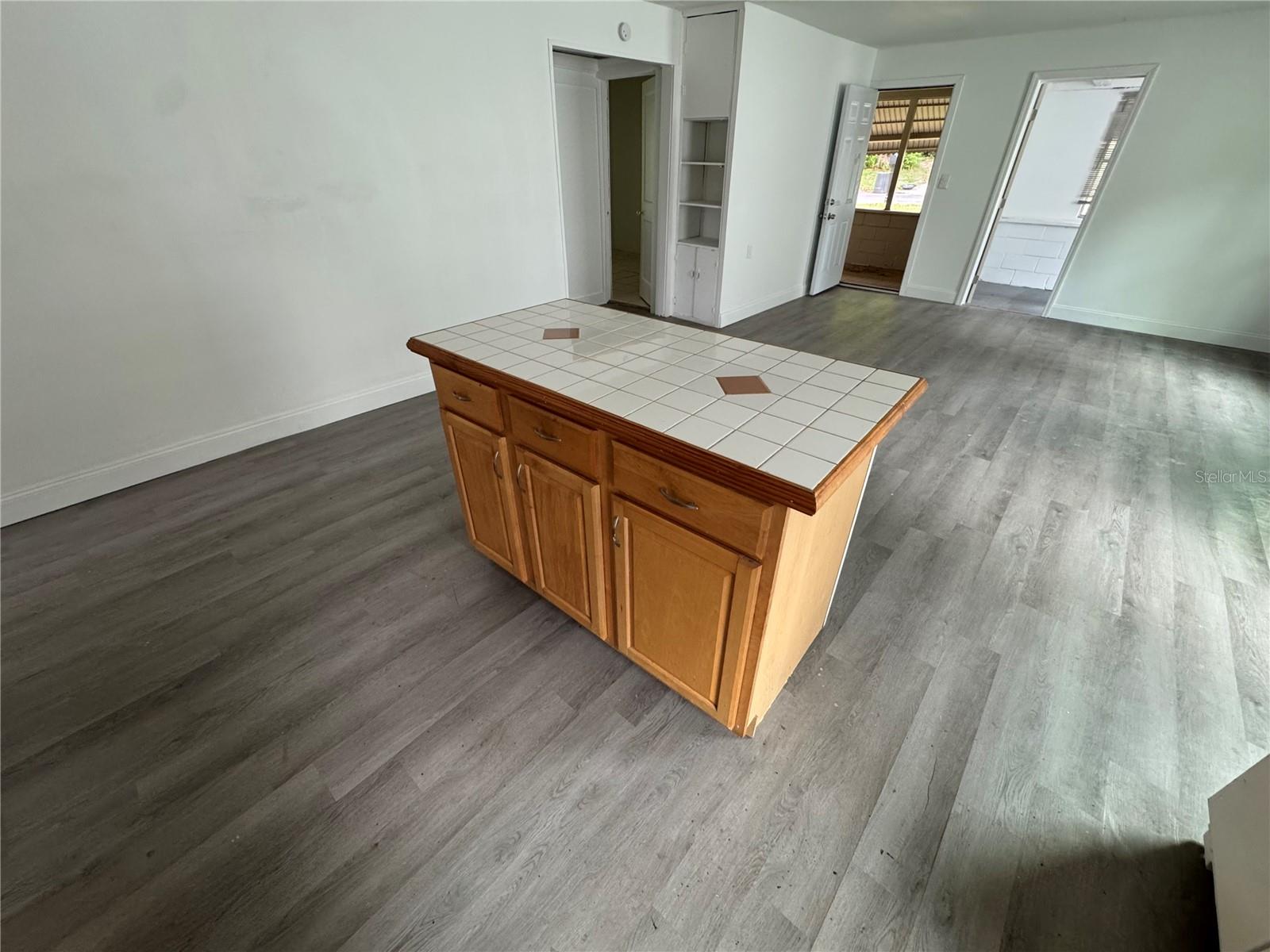 HIGHLAND PARK ADD TO BRKSVL - Residential