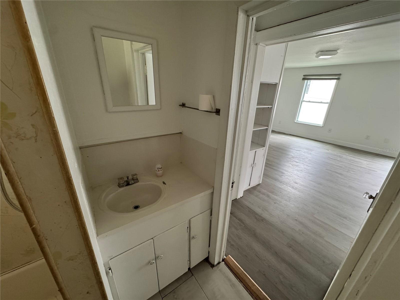 HIGHLAND PARK ADD TO BRKSVL - Residential