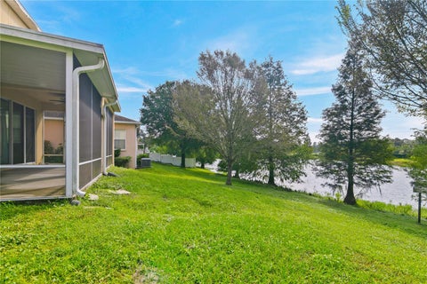 36022 Laguna Hills Circle, Zephyrhills, FL 33541