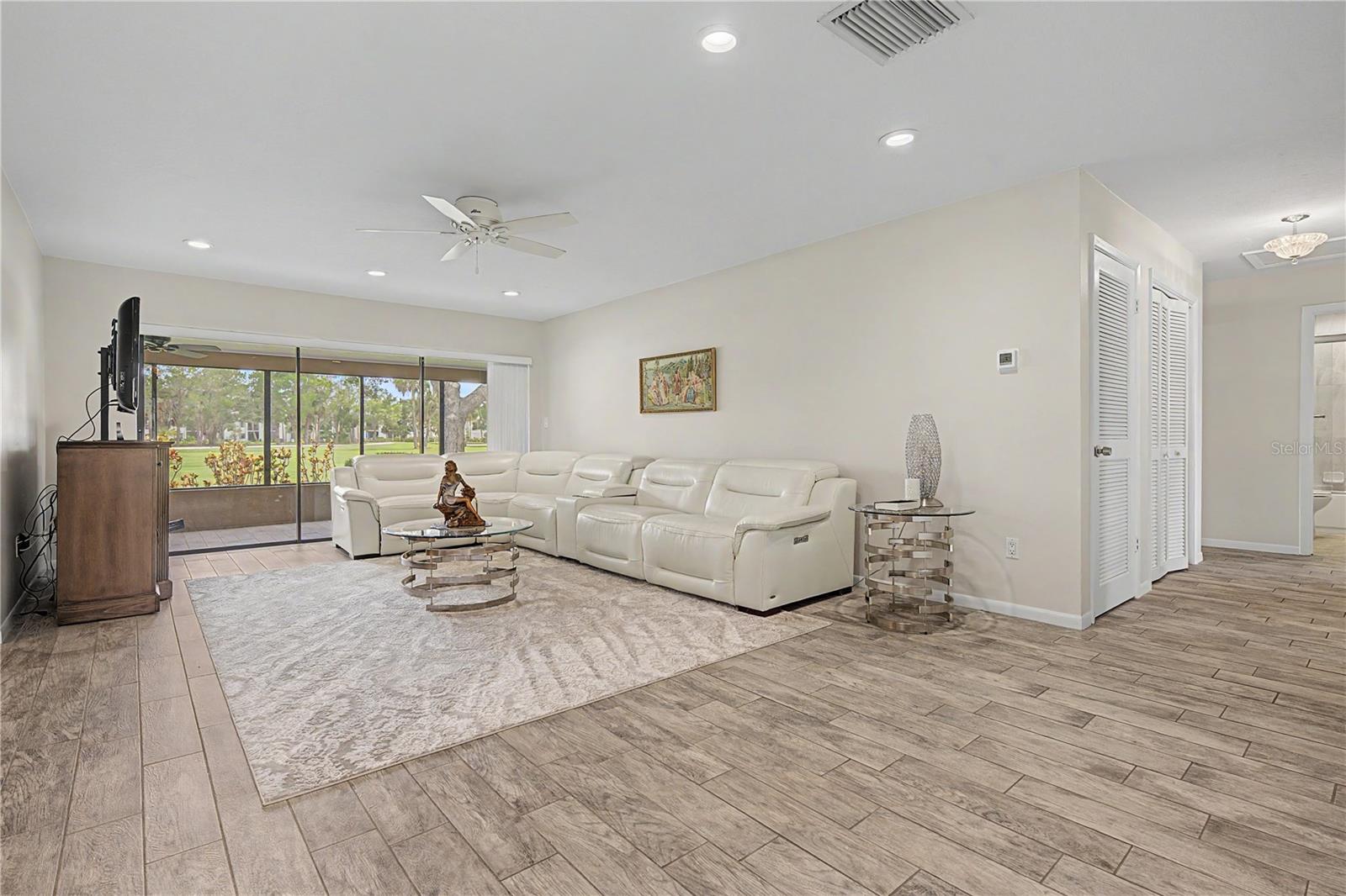 450 CYPRESS CREEK CIRCLE